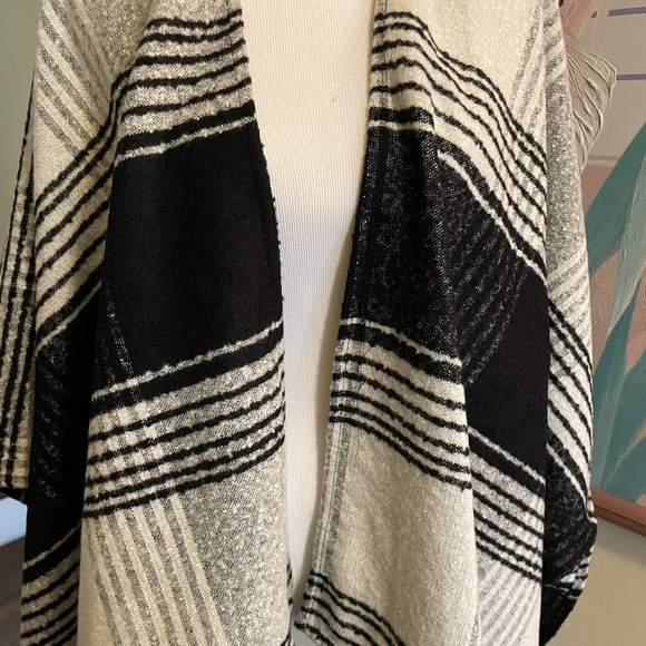 Express - Picture 2 of 5